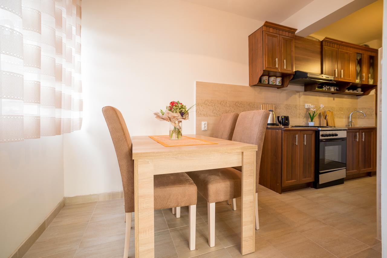 Apartman Andjela Tivat Ngoại thất bức ảnh